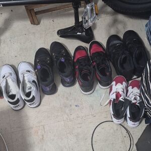 Nike Kids Black and Purple Sneakers